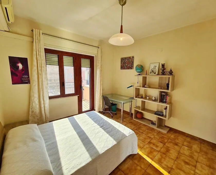 Appartamento San Benedetto Cagliari Italia